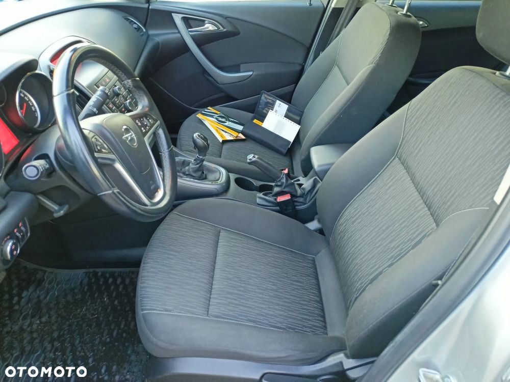 Opel Astra 1.6 Cosmo - 7