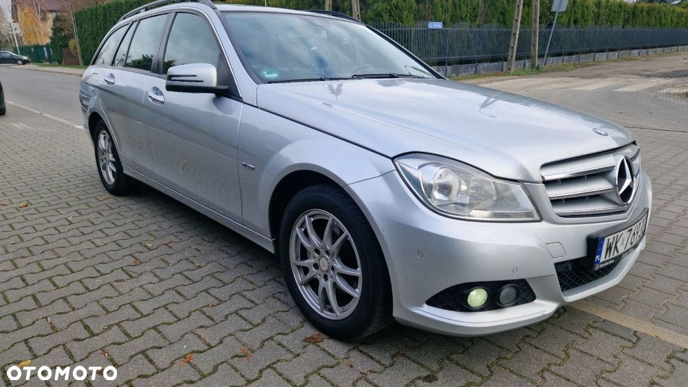 Mercedes-Benz C-Class 2012 photo 4