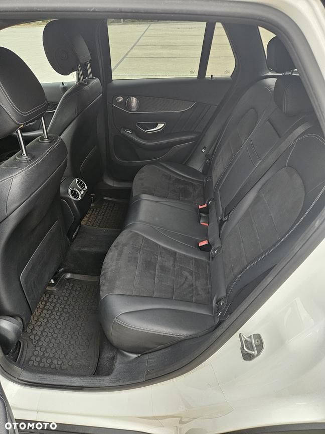 Mercedes-Benz GLC 250 4-Matic - 17
