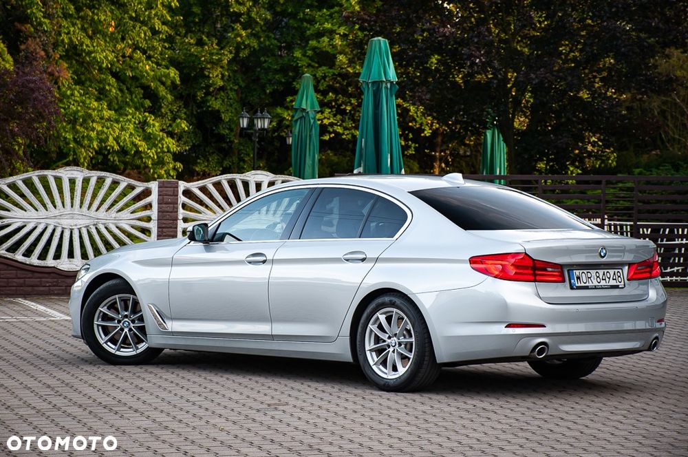 BMW Seria 5 520d Luxury Line - 14