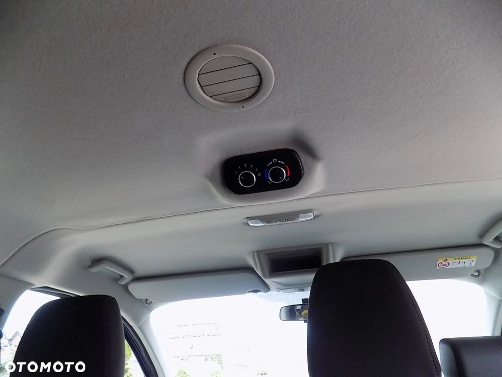 Ford Transit Custom Kombi 320 L2H1 Trend - 34