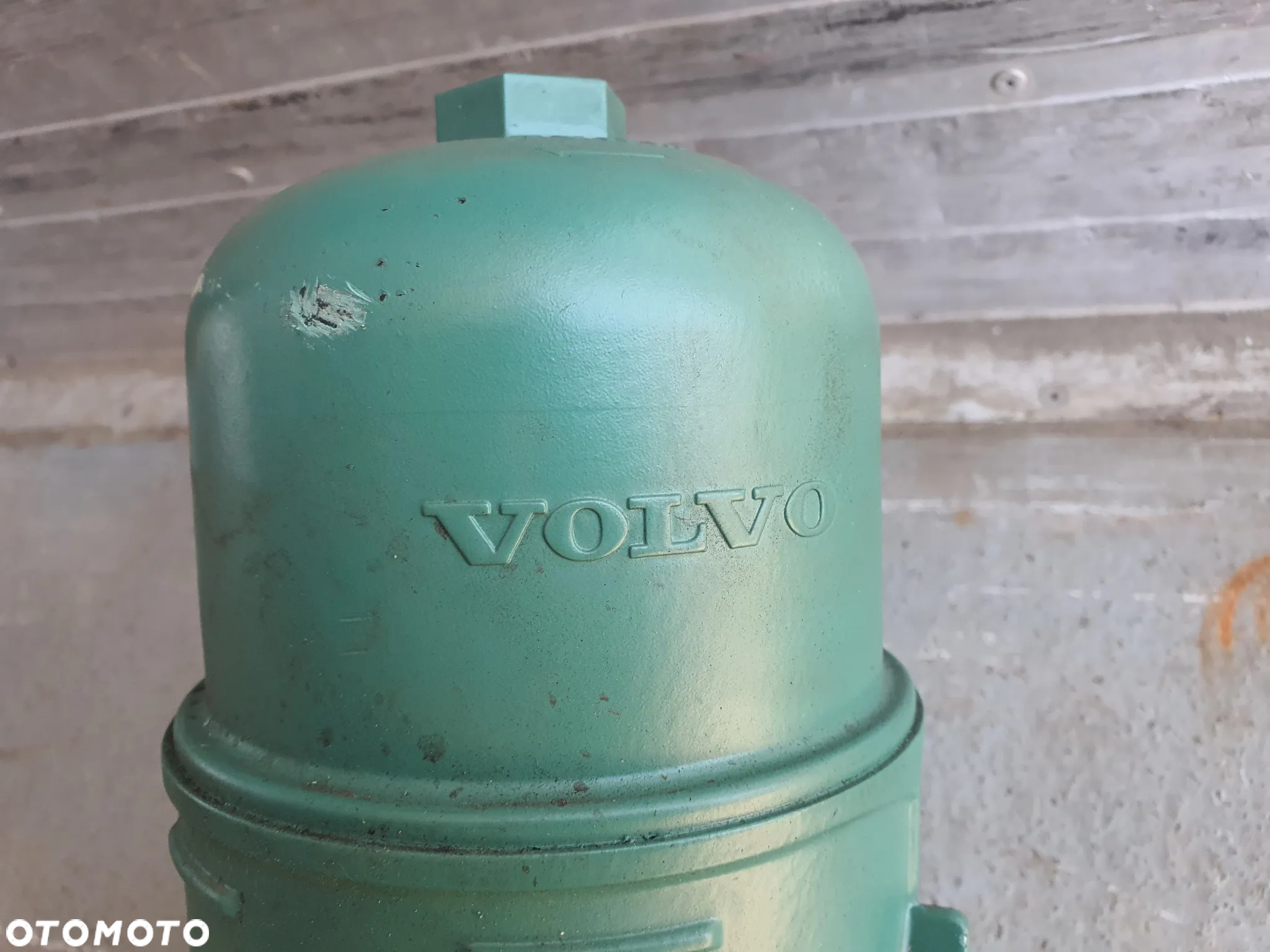 Obudowa, podstawa filtra oleju z chłodnicą Volvo FL, Renault Gama D - 3