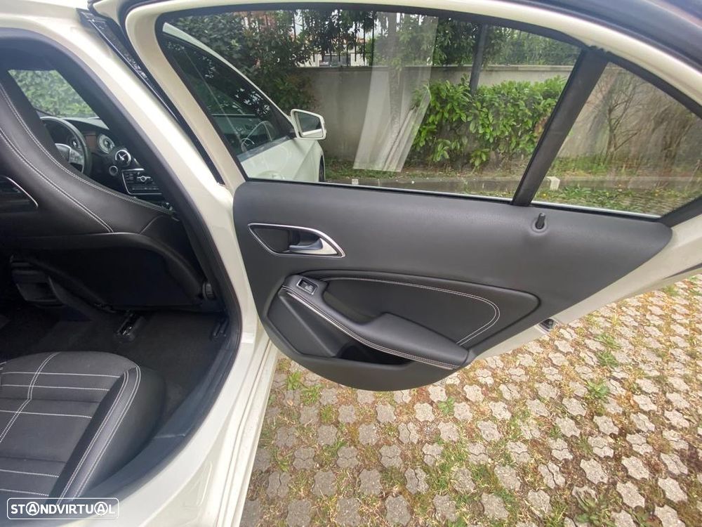 Mercedes-Benz A 180 CDI (BlueEFFICIENCY) - 11