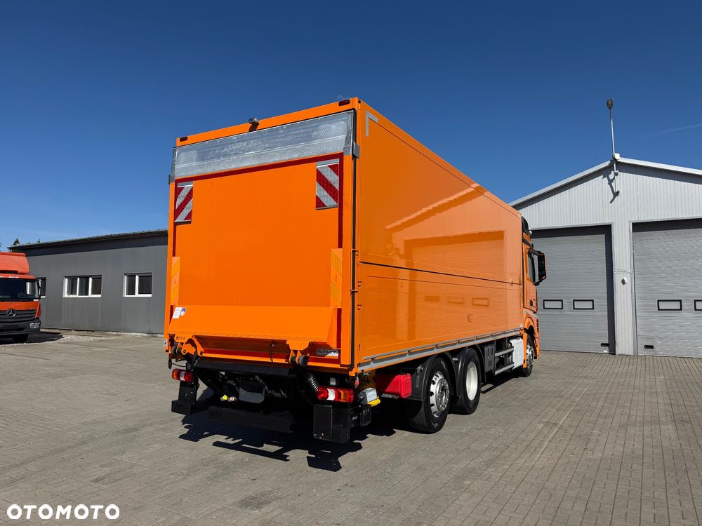 Mercedes-Benz Actros - 6