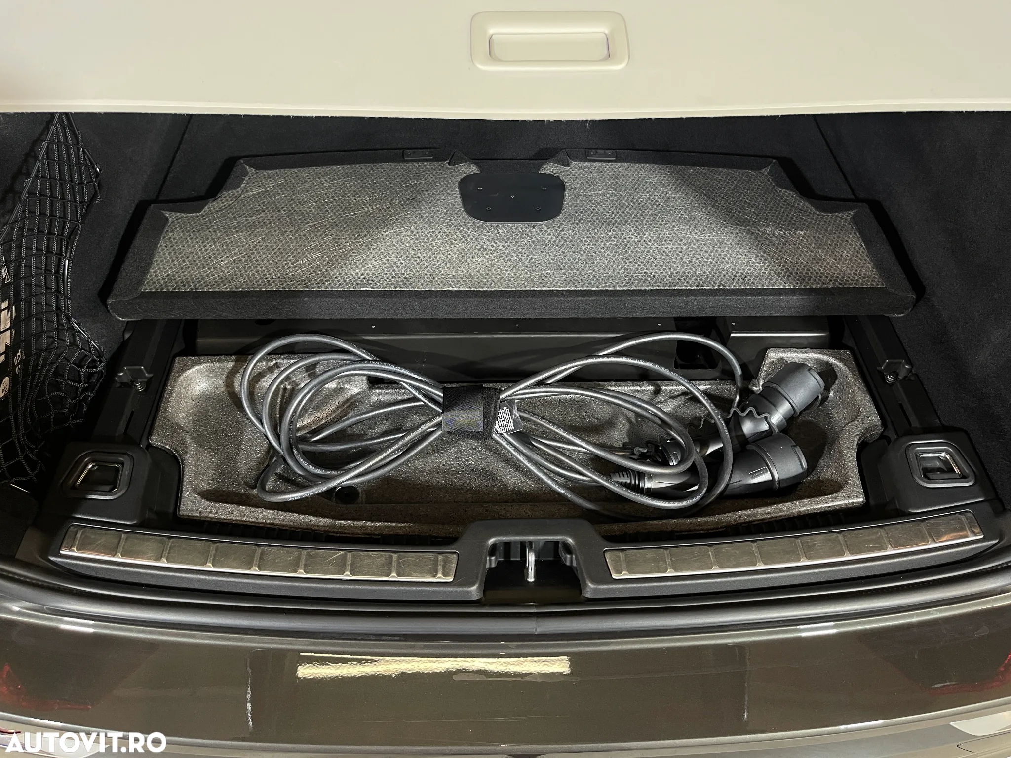 Volvo XC 60 Recharge T8 Twin Engine eAWD Inscription - 28