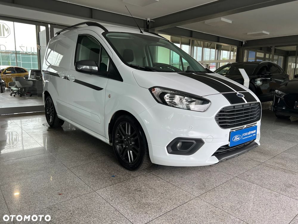 Ford Courier - 4