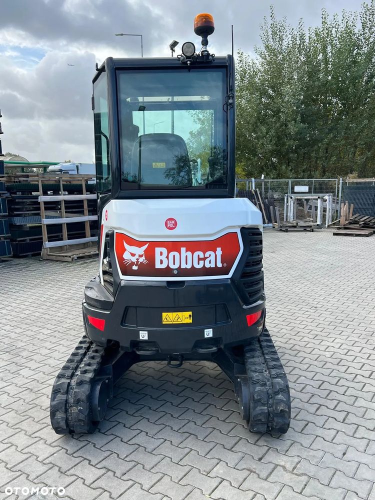Bobcat E26 - 6