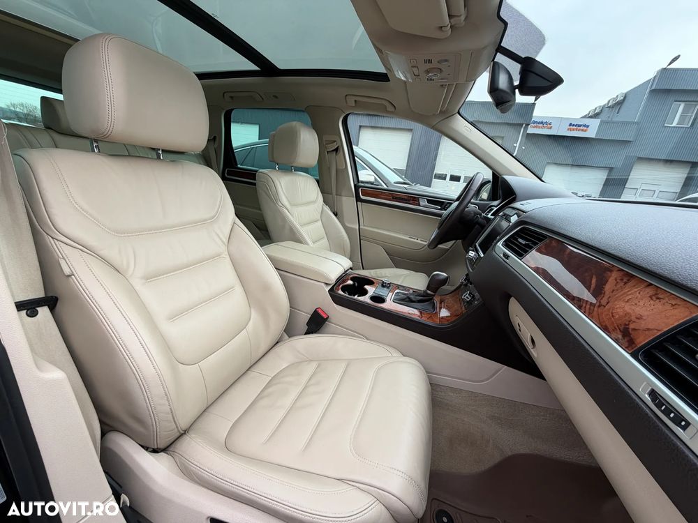 Volkswagen Touareg 3.0 V6 TDI BMT - 14