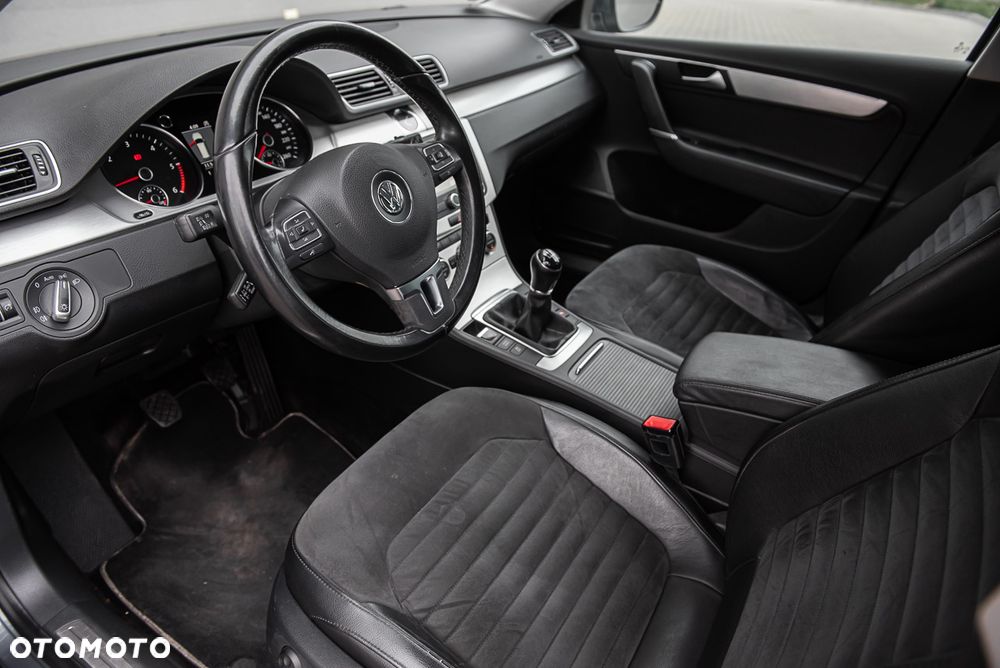 Volkswagen Passat Variant - 15