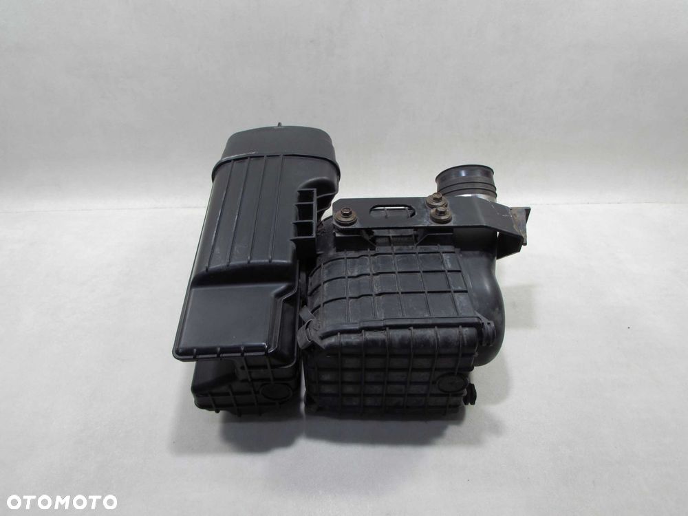 MITSUBISHI CANTER FUSO 7C15 3.0 E6 17R OBUDOWA FILTRA POWIETRZA ME422871 LAPACZ DOLOT 13-21 - 3