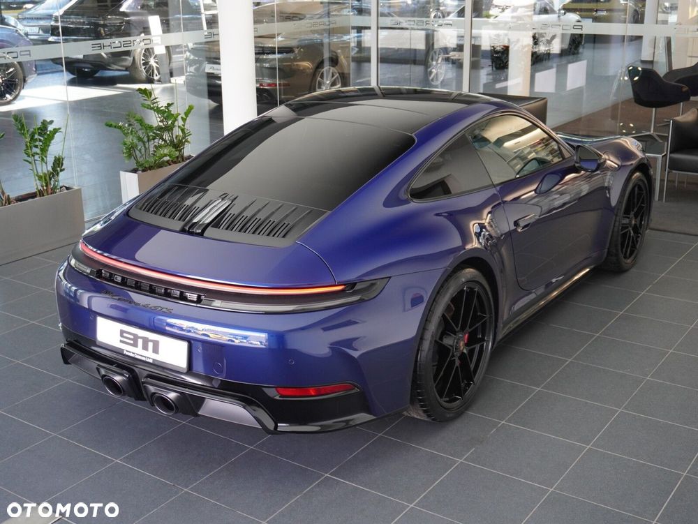 Porsche 911 - 16