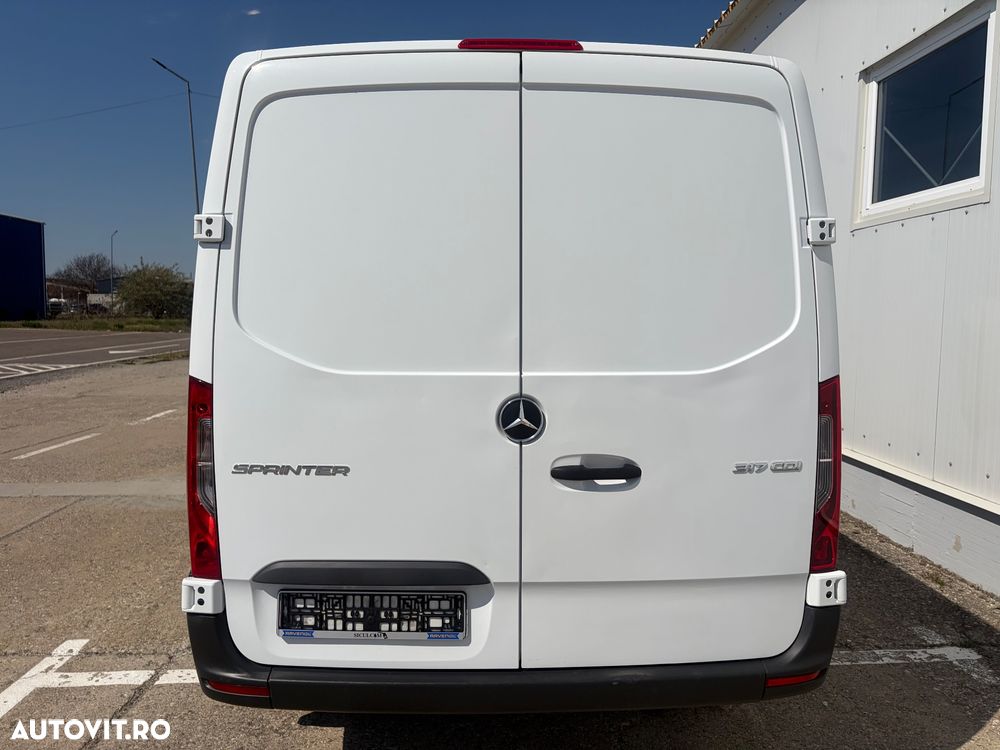 Mercedes-Benz Sprinter 317 CDI 170CP L2H1 RWD 6MT - 6