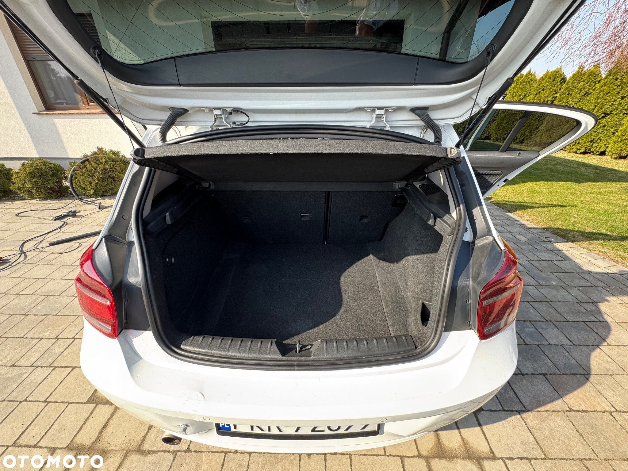 BMW Seria 1 114d - 26