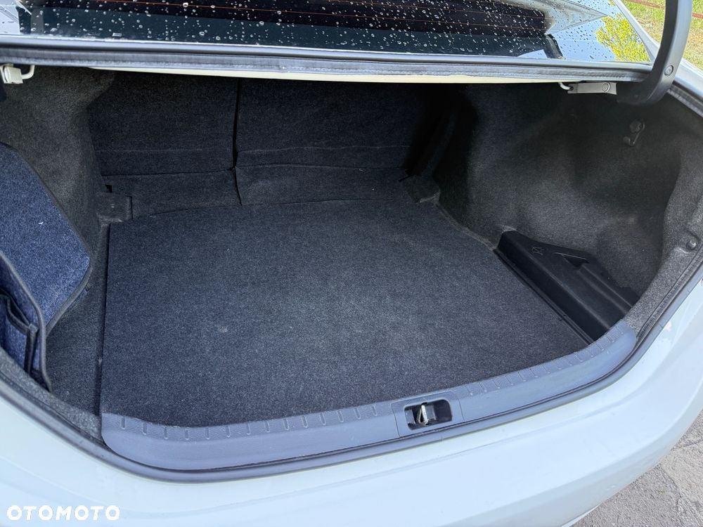 Toyota Corolla 1.4 D-4D Comfort - 17