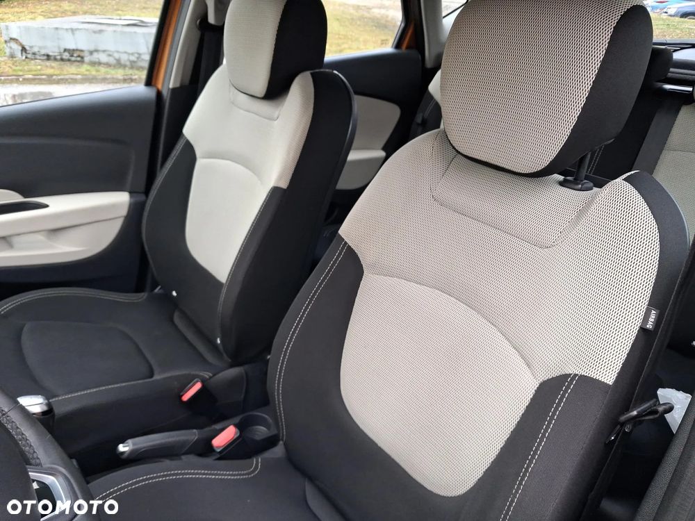 Renault Captur 1.2 Energy TCe Limited - 11
