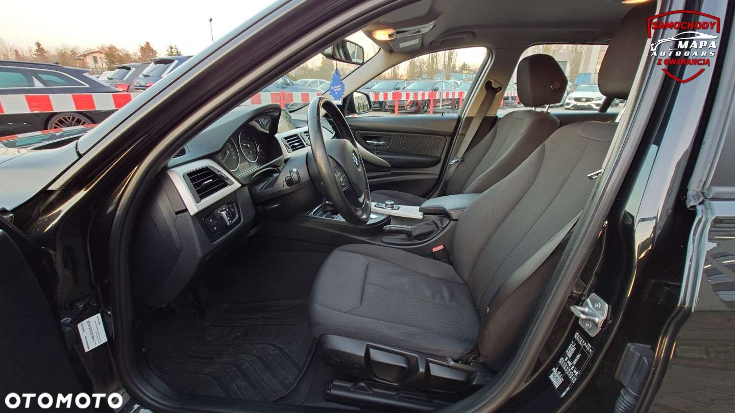 BMW Seria 3 - 18