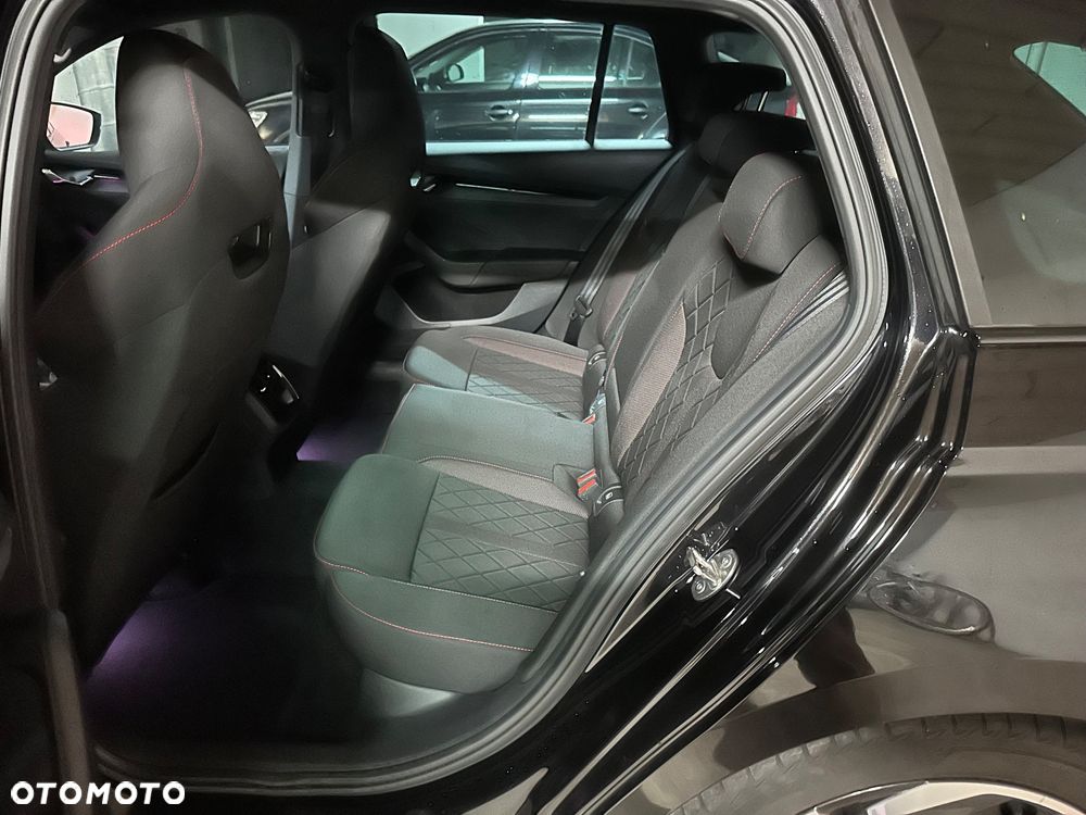 Skoda Octavia 2.0 TSI RS 245 DSG - 27