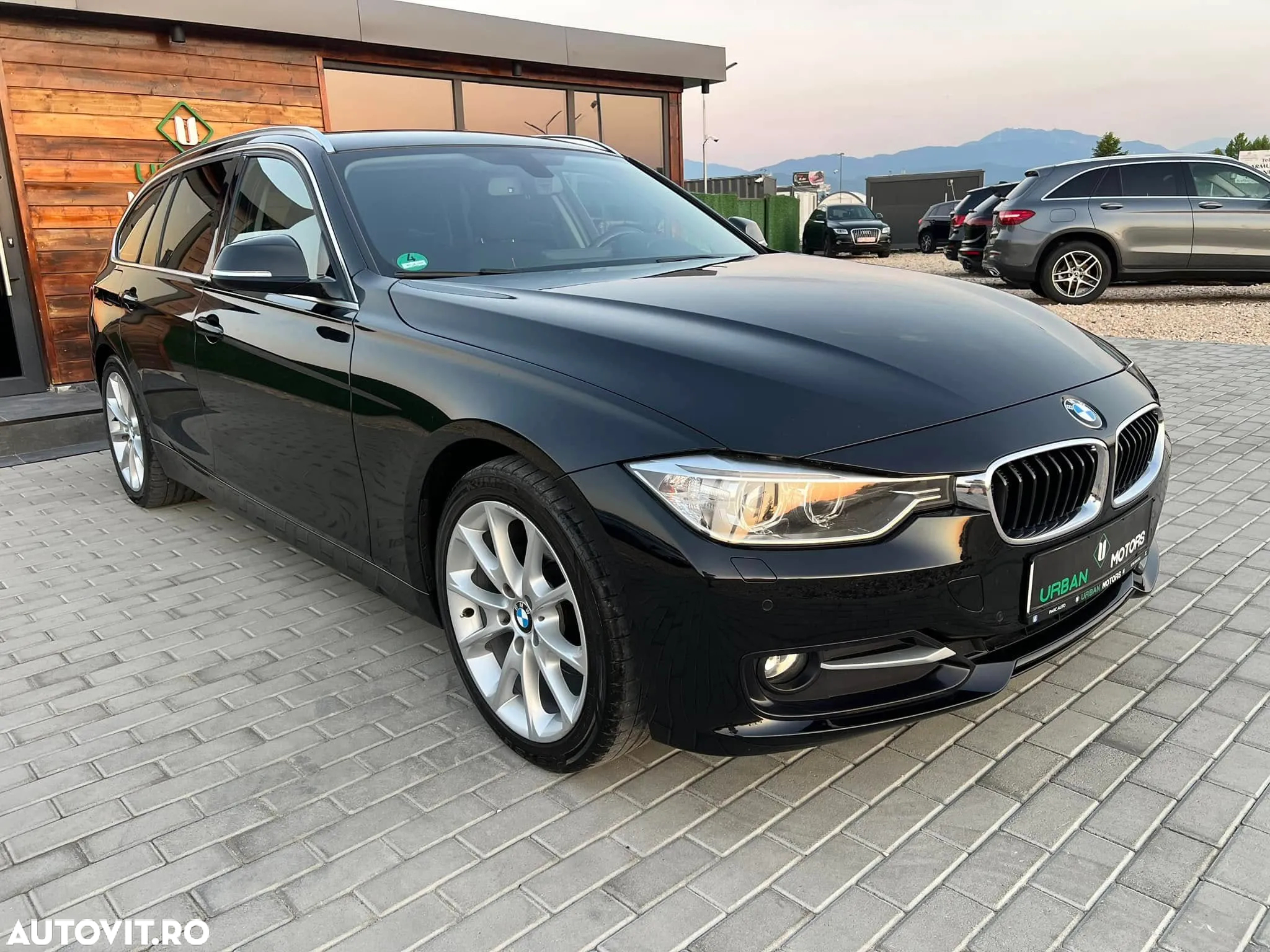BMW Seria 3 320d Touring Sport-Aut. Sport Line - 12