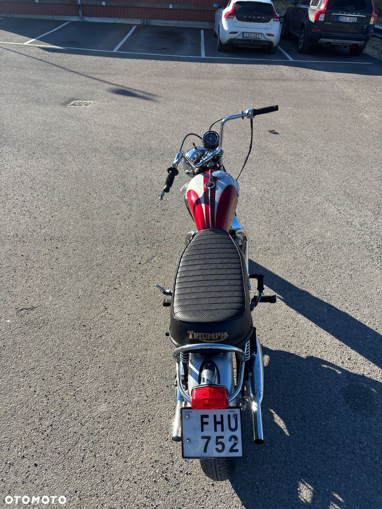 Triumph Bonneville - 17