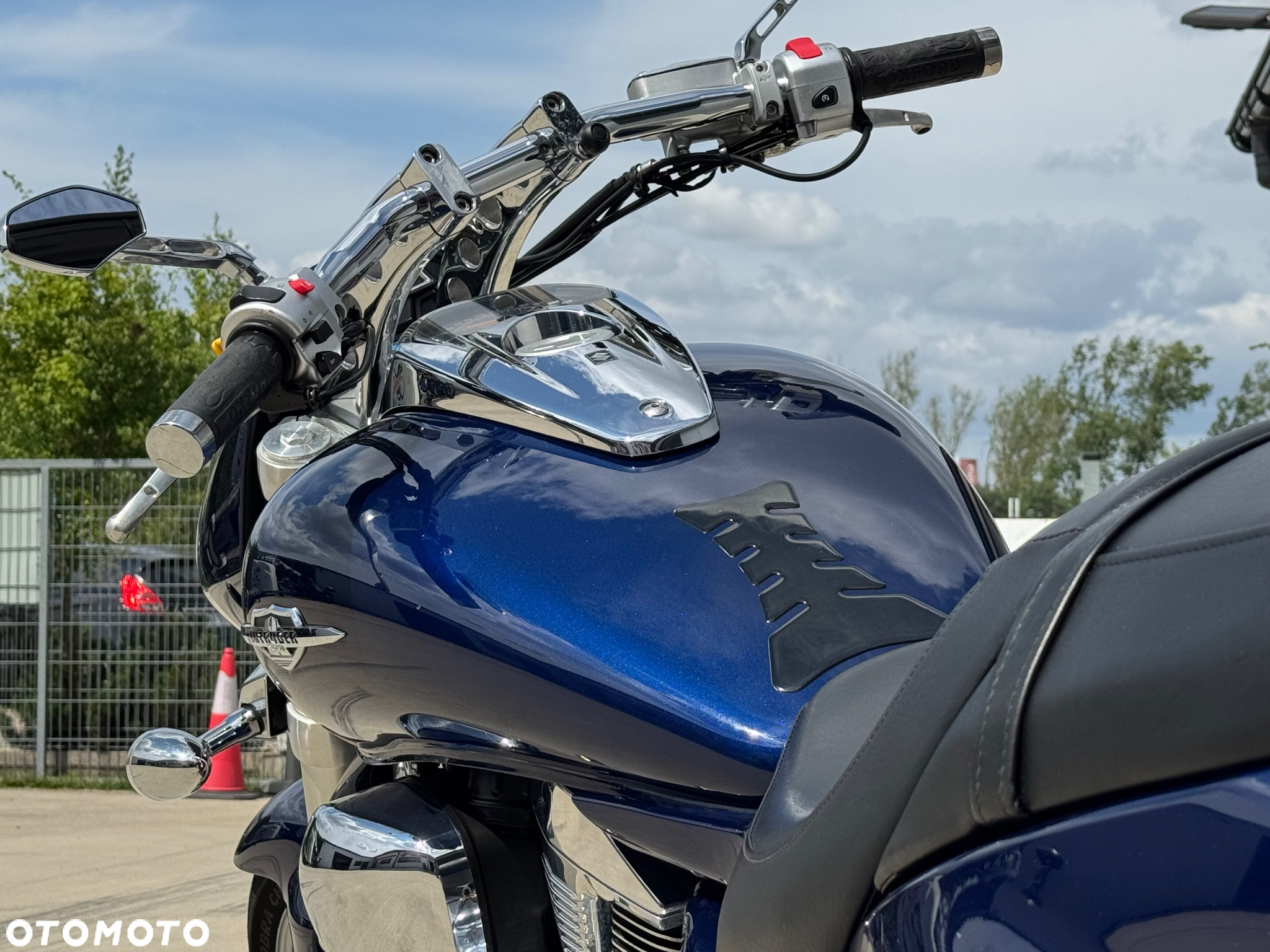 Suzuki Intruder - 35