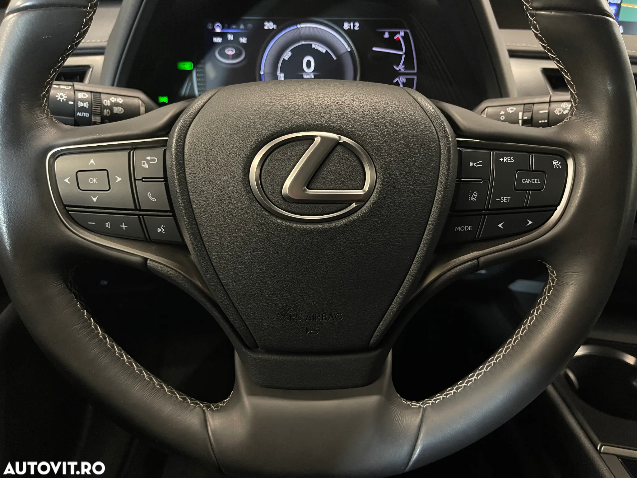 Lexus UX 250h 2.0L HEV 20H- (178 HP) 4X2 CVT Business - 21