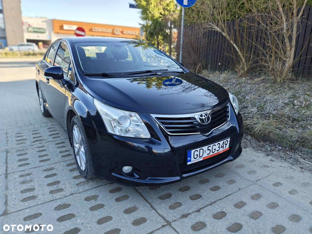 Toyota Avensis 2.0 D-4D - 13