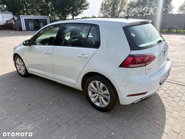 Volkswagen Golf - 4