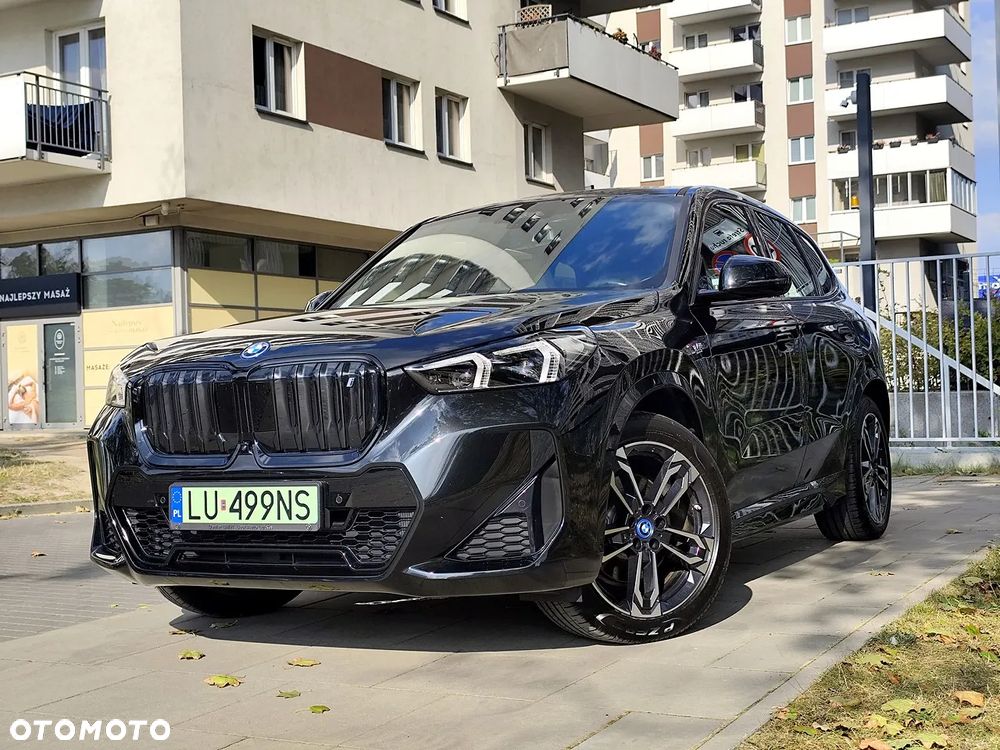 BMW iX1 xDrive30 66.5kWh M Sport - 4