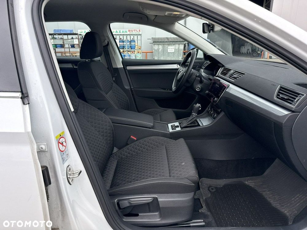 Skoda Superb 2.0 TSI Ambition DSG - 21