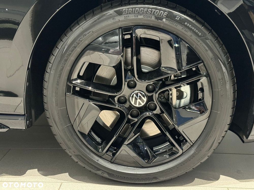 Volkswagen Passat - 9
