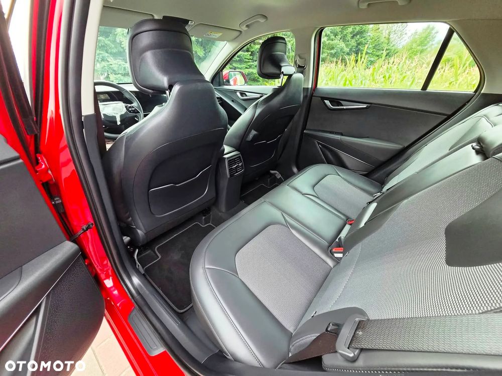 Kia Niro 1.6 GDI 2WD Edition 7 - 10