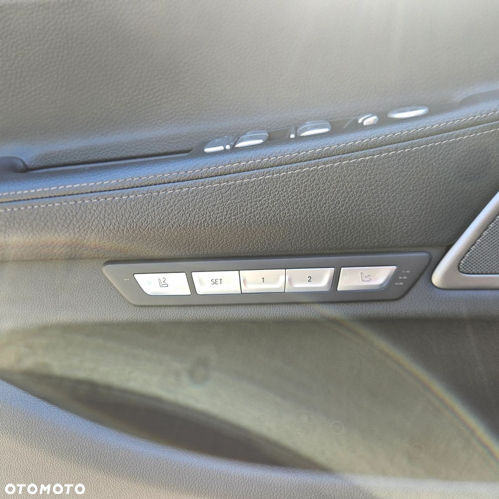 BMW Seria 7 730d - 8