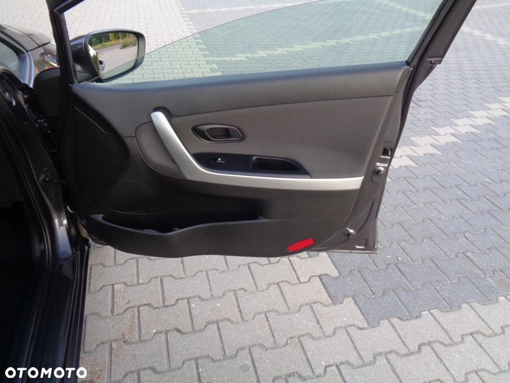 Kia Ceed 1.6 GDI Platinum Edition - 22