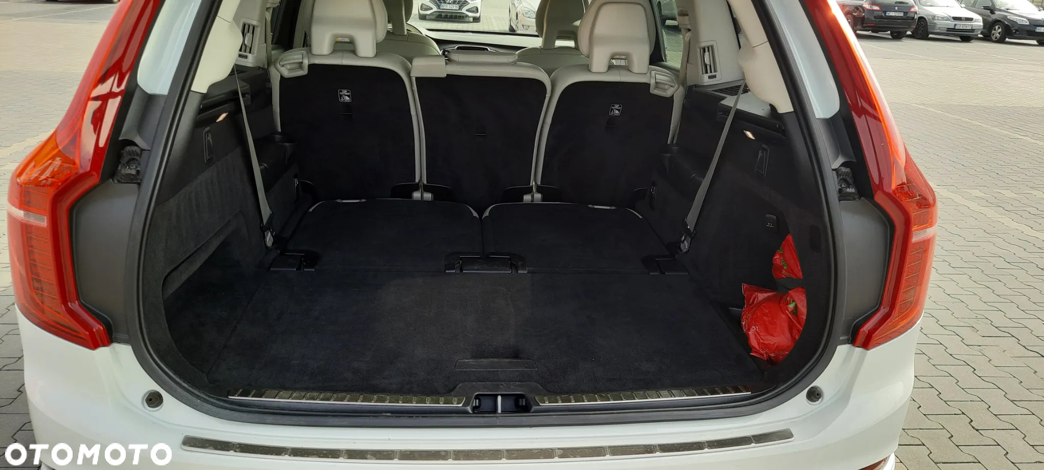 Volvo XC 90 T6 AWD Momentum 7os - 16