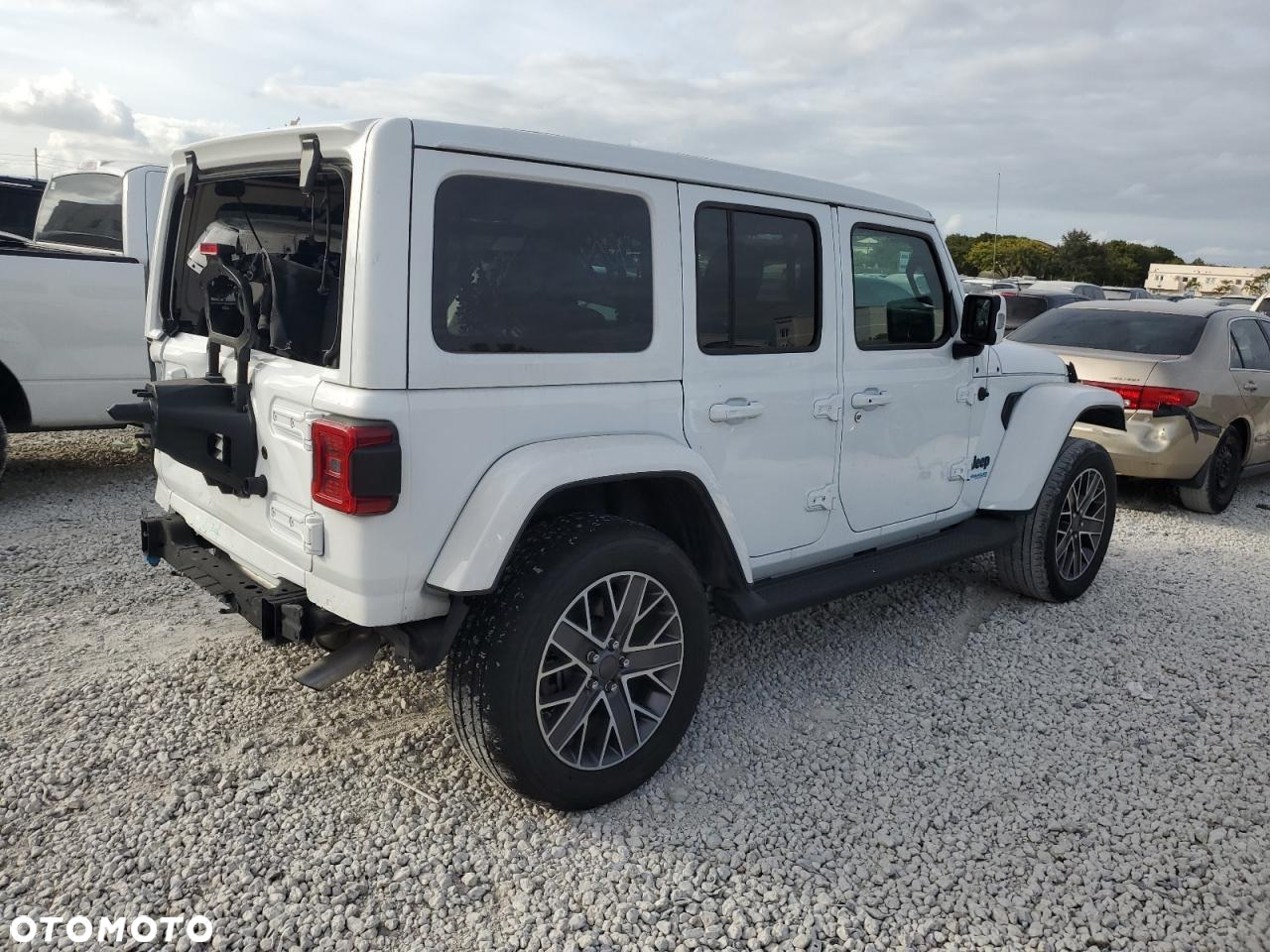 Jeep Wrangler Unlimited 2.0 4xe Plug-In Hybrid Hardtop Sahara - 8