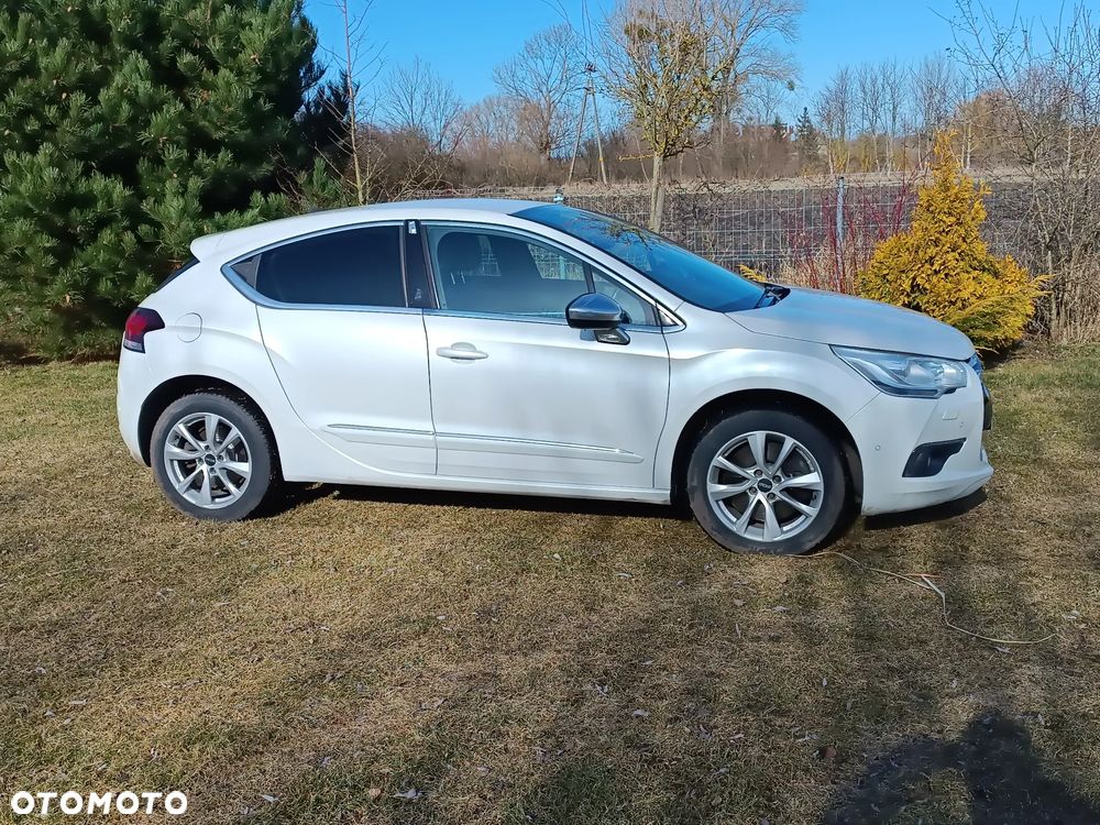 Citroën DS4 THP 200 SportChic - 1
