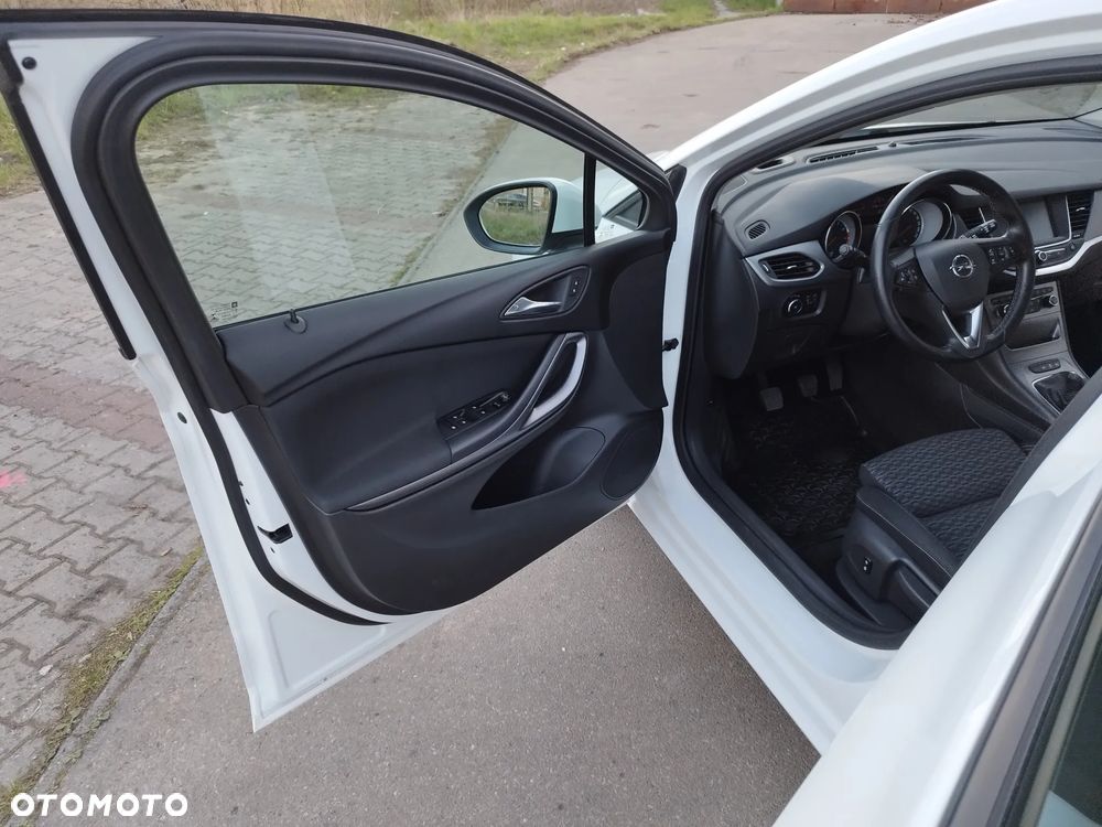 Opel Astra 1.4 Turbo Dynamic - 10