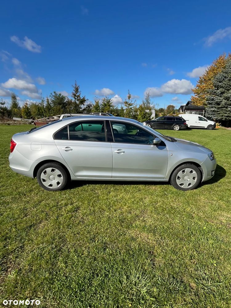 Skoda RAPID 1.6 TDI DPF Edition - 5