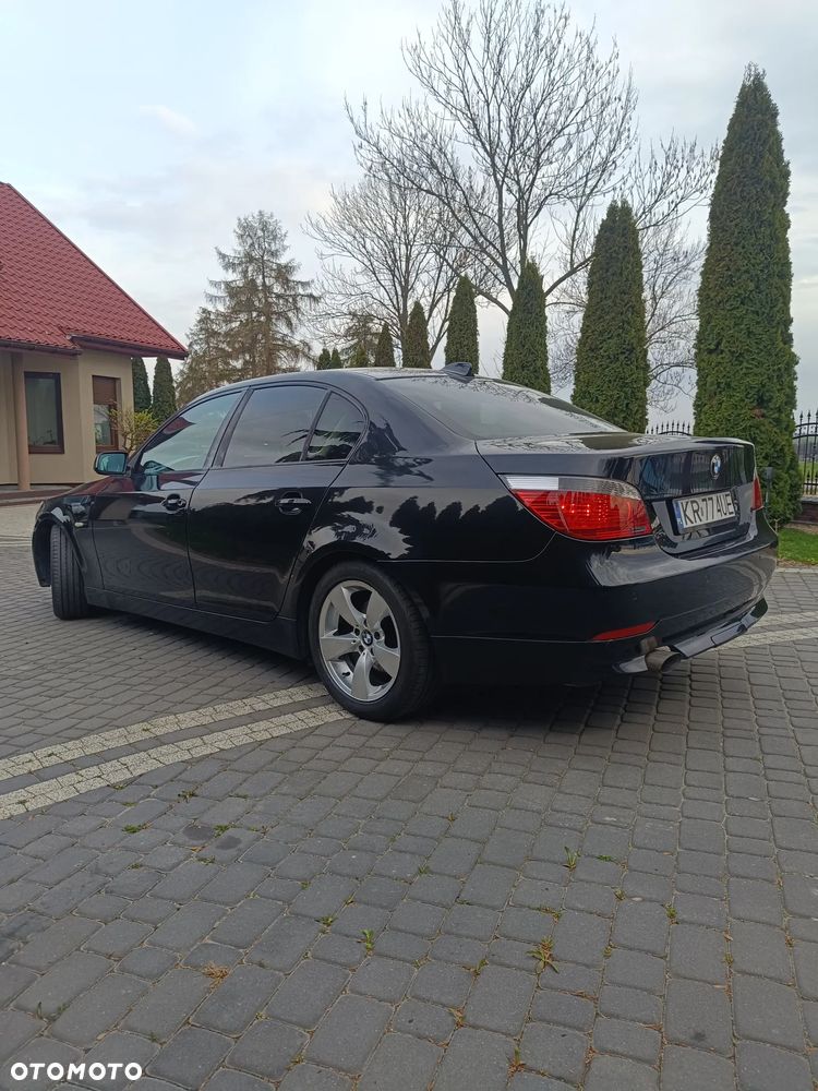 BMW Seria 5 520d Special Edition - 4