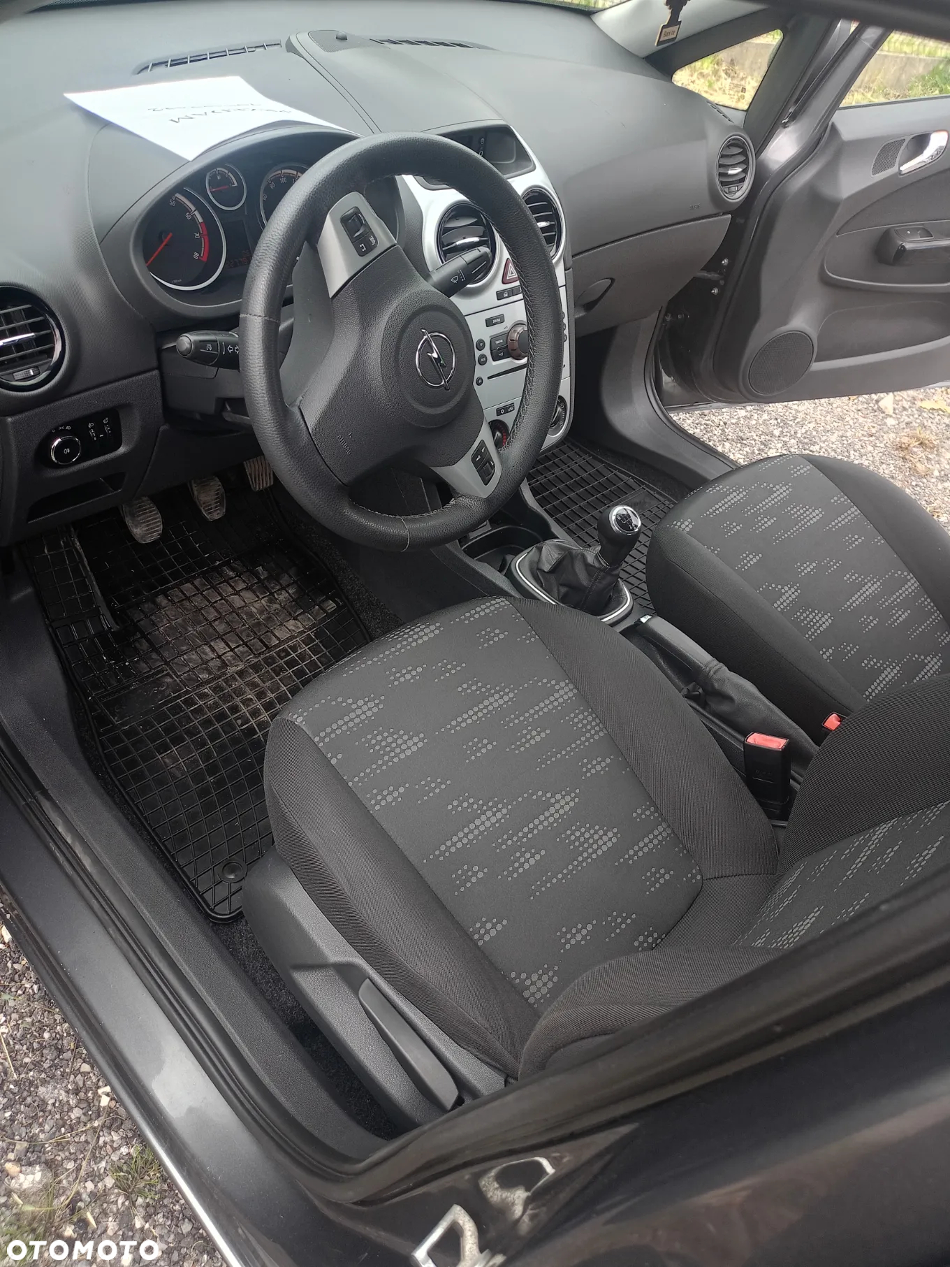 Opel Corsa 1.2 16V Enjoy - 15
