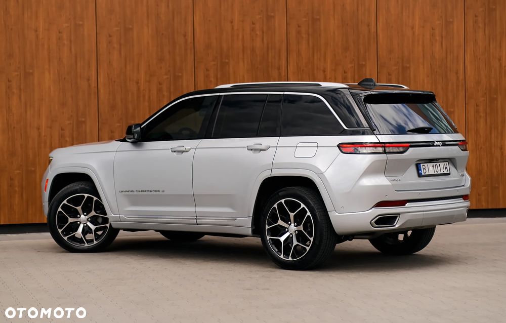 Jeep Grand Cherokee - 10