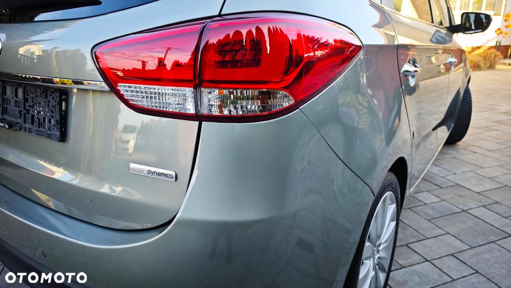 Kia Carens 1.7 CRDi Business Line 7os 7DCT - 13