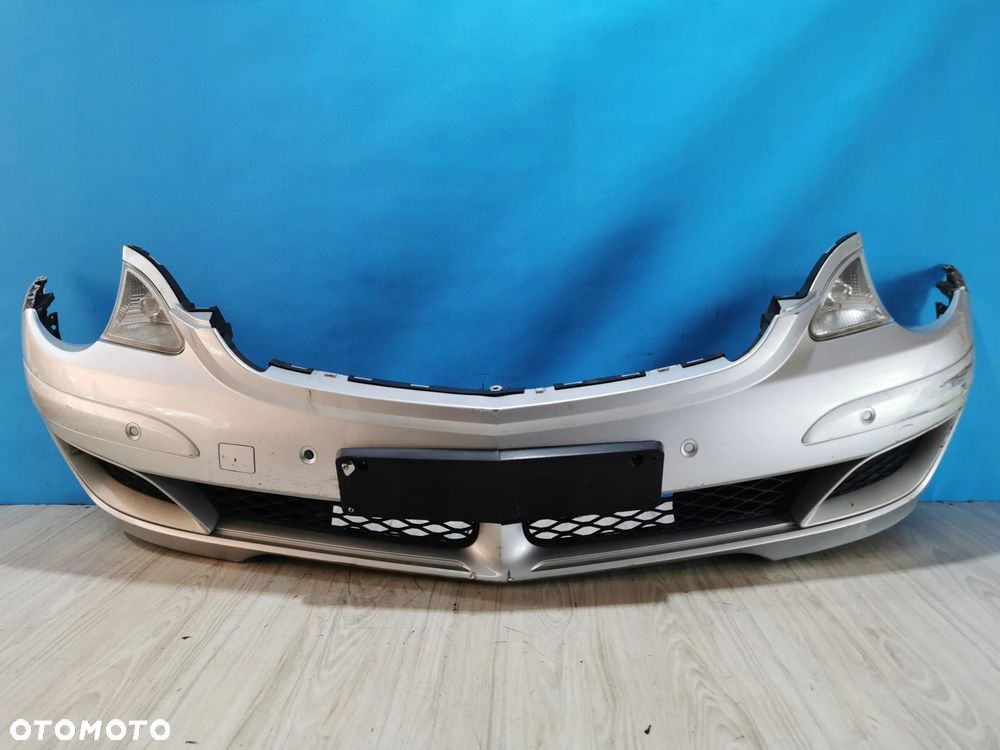 Mercedes R-Klasa W251 zderzak przód przedni C775 PDC - 1