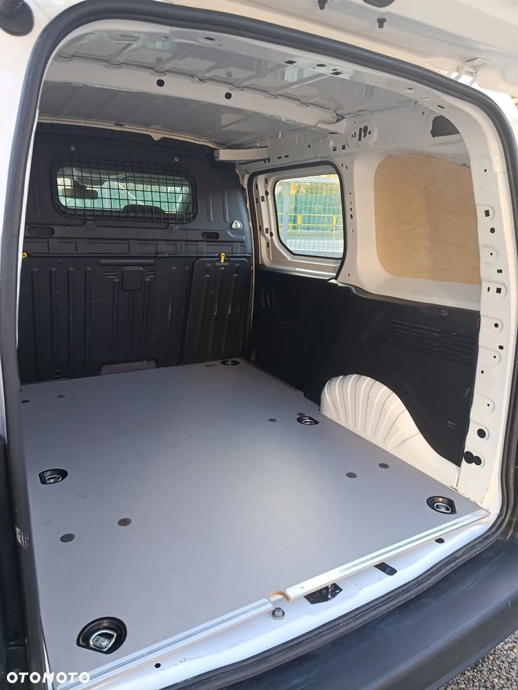 Citroën BERLINGO - 16