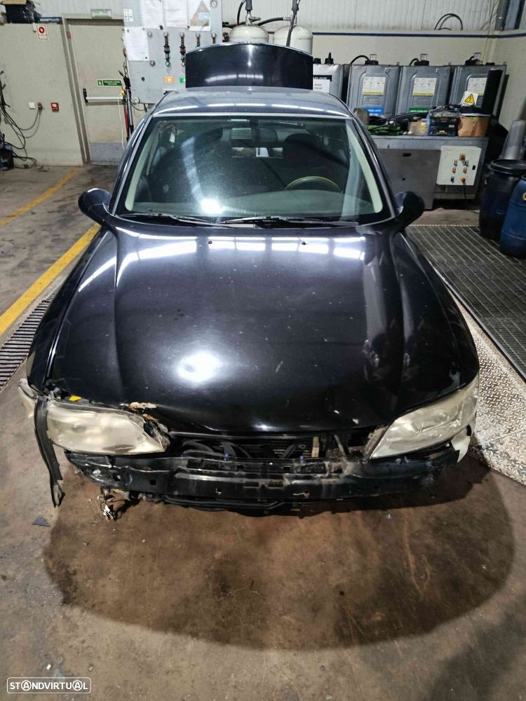 Carro MOT: X20DTH Y20DTH OPEL VECTRA B 2000 2.0TDI 101CV 4P PRETO DIESEL - 1