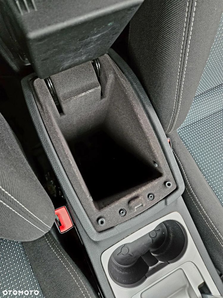 Ford S-Max 2.0 TDCi DPF Ambiente - 21