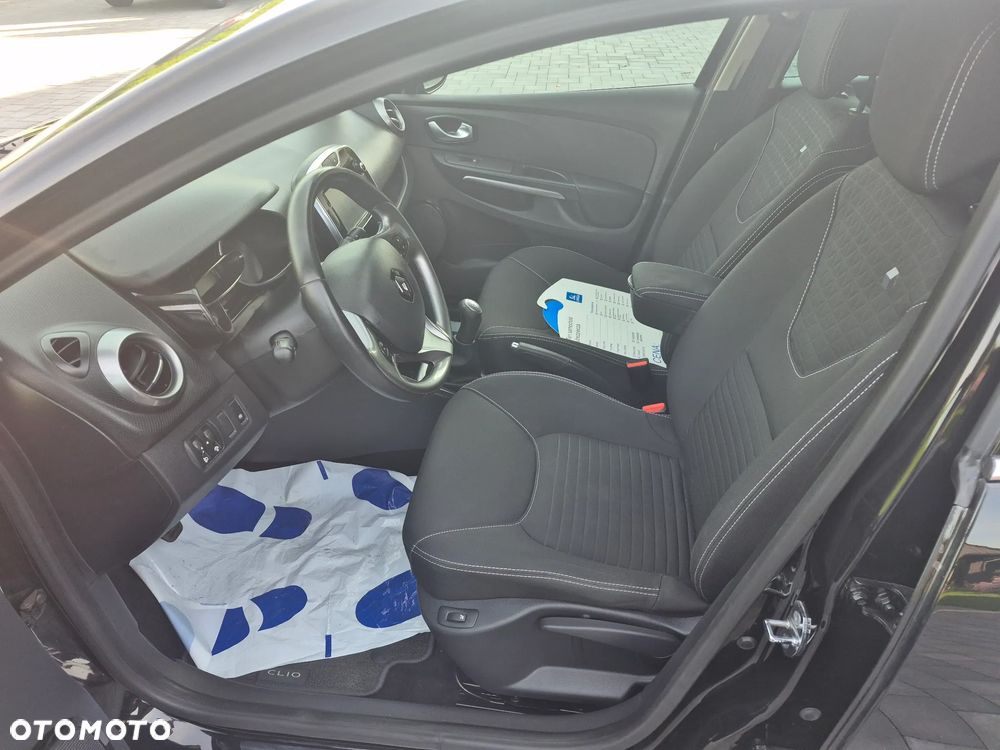 Renault Clio - 15
