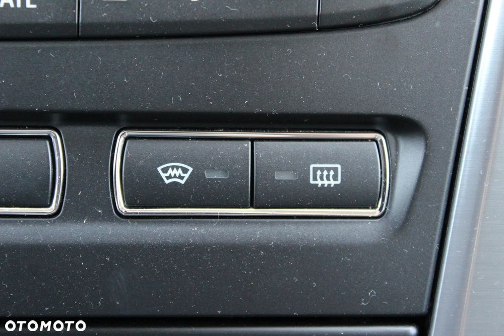 Ford Mondeo 1.6 T Platinium X Plus (Titanium) - 24