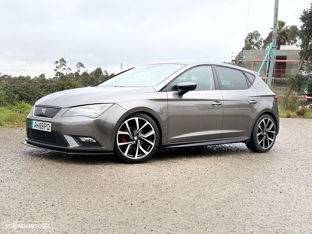 SEAT Leon 1.6 TDI S&S Style - 2