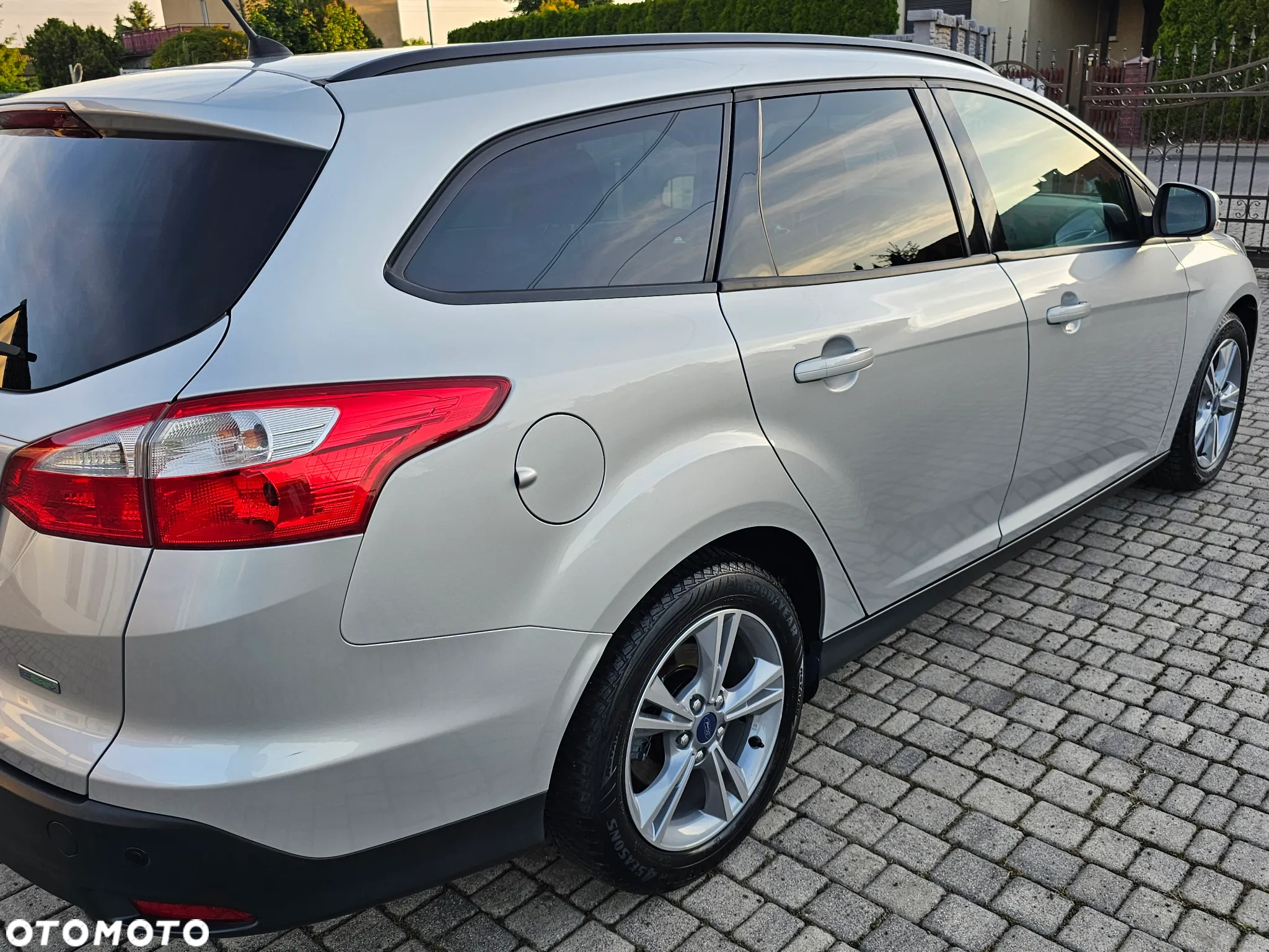Ford Focus Turnier 1.0 EcoBoost Start-Stopp-System Business Edition - 29